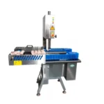 1. Pork feet splitting machine processing raw pork trotters, meat bone cutting equipment